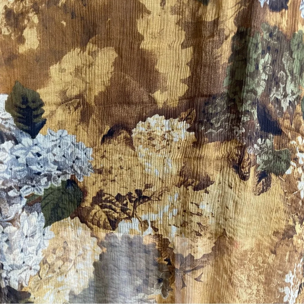 ARATTA Anthropologie Green Top with Gold Print Long Back! NEW! Oversized. Medium